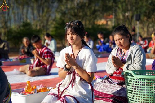 ภาพ No.125211:พิธีตักบาตรเนื่องในวันมาฆบูชา ณ สนามโรงเรียนบ้านนาเกียน  อำเภออมก๋อย จังหวัดเชียงใหม่ วันเสาร์ที่ ๒๔ กุมภาพันธ์ พ.ศ. ๒๕๖๗