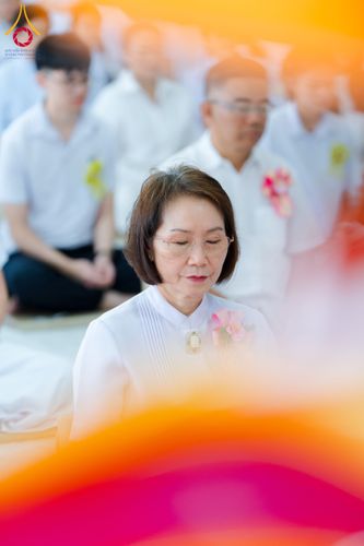 ภาพ No.173998:พิธีทอดกฐิน ศูนย์เบญจธรรม จ.ปทุมธานี ในโครงการกฐินสามัคคีทั่วไทย 30,000 วัด บูชาธรรม 80 ปี หลวงพ่อธัมมชโย โดยคณะศิษยานุศิษย์วัดพระธรรมกาย วันที่ 11 พฤศจิกายน พ.ศ. 2567