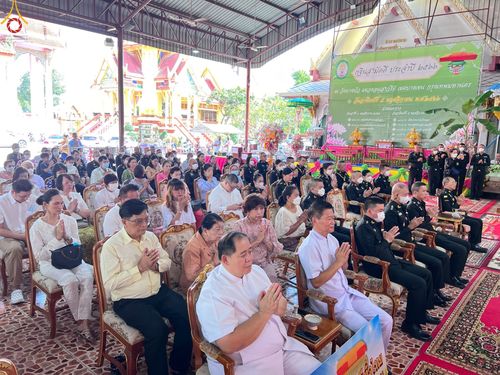 ภาพ No.92805:พิธีประเพณีตักบาตรเทโวโรหณะ พิธีทอดกฐิน และพิธีกรานกฐิน ณ วัดบางบัว แขวงอนุสาวรีย์ เขตบางเขน กรุงเทพมหานคร วันที่ 5 พฤศจิกายน พ.ศ. 2566