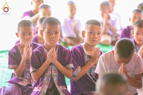 ภาพ No.172788:พิธีทอดกฐิน ณ วัดหนองมะจับ จ.เชียงใหม่ ในโครงการกฐินสามัคคีทั่วไทย 30,000 วัด บูชาธรรม 80 ปี หลวงพ่อธัมมชโย โดยคณะศิษยานุศิษย์วัดพระธรรมกาย วันที่ 1 พฤศจิกายน พ.ศ.2567