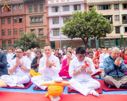 ภาพ No.209743:วันที่ 28 กุมภาพันธ์ พ.ศ.2568 พิธีเปิดโครงการบวชสามเณร พิธีถวายไทยธรรม พิธีขอขมามอบผ้าไตร  ณ เมืองปาตัน ประเทศเนปาล