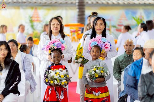 ภาพ No.255147:วันที่ 12 ตุลาคม พ.ศ. 2568 พิธีทอดกฐินสามัคคีสร้างทุกสิ่ง วัดพระธรรมกายโจฮันเนสเบิร์ก  ประเทศสาธารณรัฐแอฟริกาใต้