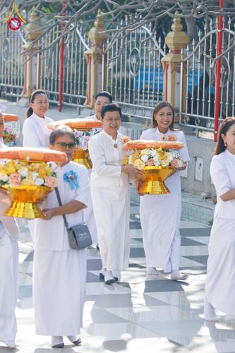 ภาพ No.199997:พิธีทอดผ้าป่าทำนุบำรุงศาสนสถาน ณ วัดบางไผ่นารถ ตำบลบางไทรป่า อำเภอบางเลน จังหวัดนครปฐม ในโครงการธรรมยาตรา กตัญญูบูชา มหาปูชนียาจารย์ พระมงคลเทพมุนี(สด จนฺทสโร) พระผู้ปราบมาร อนุสรณ์สถาน 7 แห่ง ปีที่ 13 วันที่ 22 มกราคม พ.ศ. 2568