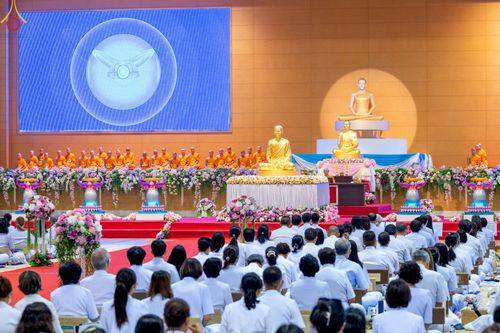ภาพ No.88811:พิธีบูชาครูผู้ค้นพบวิชชาธรรมกาย วันศุกร์ที่ 29 กันยายน พ.ศ. 2566 วันเพ็ญขึ้น 15 ค่ำ เดือน 10 ณ วัดพระธรรมกาย