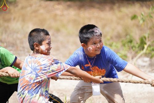 ภาพ No.61796:โครงการบรรพชาสามเณร เพื่อฟื้นฟูพระพุทธศาสนาทั่วไทย ณ ศูนย์อบรมที่พักสงฆ์บ้านร่มเย็น จ.นราธิวาส วันที่ 1 เมษายน พ.ศ. 2567