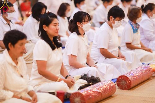 ภาพ No.115609:พิธีถวายภัตตาหารเป็นสังฆทาน แด่คณะพระธรรมยาตรา ปีที่ 12 วันที่ 20 มกราคม พ.ศ. 2567 ณ วัดโบสถ์(บน) บางคูเวียง จ.นนทบุรี