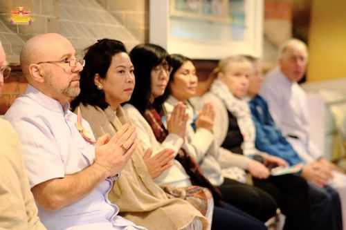 ภาพ No.169361:พิธีทอดกฐินสามัคคี เพื่อสนับสนุนการเผยแผ่พระพุทธศาสนาวิชชาธรรมกาย ณ วัดพระธรรมกายลอนดอน สหราชอาณาจักร วันอาทิตย์ที่ 20 ตุลาคม พ.ศ. 2567