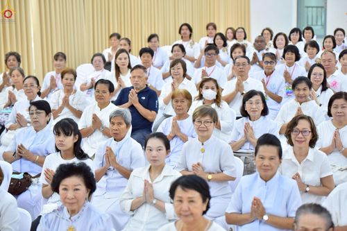 ภาพ No.230049:วันพฤหัสบดีที่ 26 มิถุนายน พ.ศ. 2568 พิธีทอดผ้าป่าฉลองอาคารชุดศูนย์ปฏิบัติธรรมน้ำใสใจสว่าง น้อมบูชาธรรมอายุวัฒนะมงคล 81 ปี หลวงพ่อธัมมชโย ณ ศูนย์ปฏิบัติธรรมน้ำใสใจสว่าง เขตบางกอกน้อย กรุงเทพมหานคร