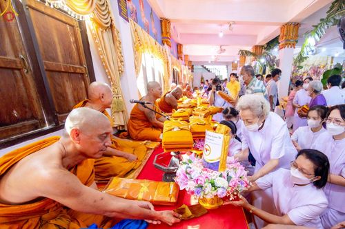 พิธีทอดกฐินสามัคคีทั่วไทย  ณ วัดบัวทอง  ต.บ้านปทุม อ.สามโคก จ.ปทุมธานี วันจันทร์ที่ 30 ตุลาคม พ.ศ. 2566