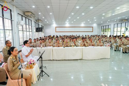 ภาพ No.176563:ชมรมกำนัน ผู้ใหญ่บ้านฯ อ.คลองหลวง ทอดผ้าป่าสมทบโครงการกฐินสามัคคีทั่วไทย 30,000 วัด วันที่ 4 พฤศจิกายน พ.ศ. 2567 ณ วัดพระธรรมกาย อ.คลองหลวง จ.ปทุมธานี