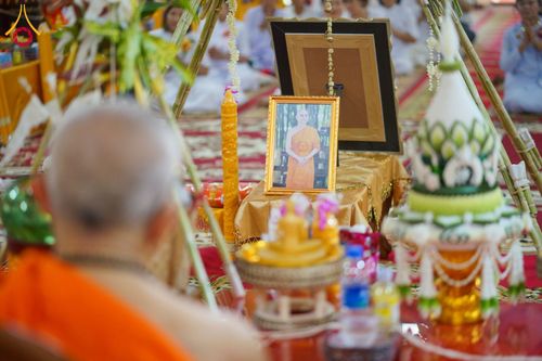 ภาพ No.144322:พิธีถวายเทียนพรรษา, พิธีสืบชะตาหลวง, พิธีถวายสังฆทาน และ พิธีถวายทุนการศึกษา บูชาธรรม ๘๐ ปี พระครูบาไชยบูลย์ ธัมมชโย วันจันทร์ที่ ๑๕ กรกฏาคม พ.ศ. ๒๕๖๗ ณ วัดราชฐานหลวงหัวข่วง เมืองเชียงตุง สาธารณรัฐแห่งสหภาพเมียนมาร์