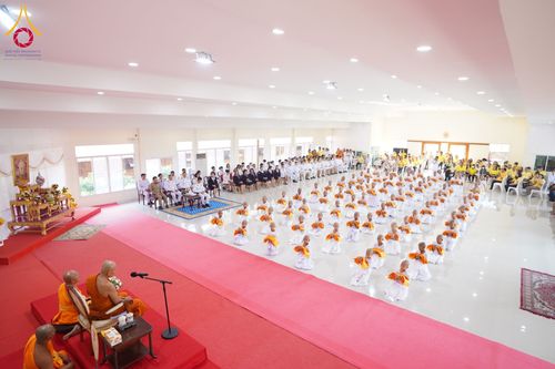 ภาพ No.58535:โครงการบรรพชาสามเณร ภาคฤดูร้อน เฉลิมพระเกียรติพระบาทสมเด็จพระเจ้าอยู่หัว เนื่องในโอกาส พระราชพิธีมหามงคลเฉลิมพระชนมพรรษา 6 รอบ 28 กรกฎาคม พ.ศ. 2567 ระหว่างวันที่ 20 เมษายน ถึง 6 พฤษภาคม 2567 ณ วัดกลางธนรินทร์ (ธรรมอุทยานบ้านแป้ง)