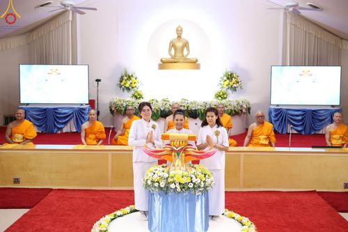 ภาพ No.100383:พิธีทอดกฐินบรมจักรพรรดิ ณ วัดพระธรรมกายเท็กซัส รัฐเท็กซัส สหรัฐอเมริกา วันอาทิตย์ที่ 12 พฤศจิกายน พ.ศ. 2566