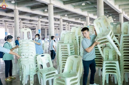 ภาพ No.60495:V.38 ทุ่มพลังเพื่อพ่อครบ 80 ปี ภาพการเตรียมงานของหน่วยงานต่างๆ เพื่อพิธีฉลองอายุวัฒนมงคล 80 ปี หลวงพ่อธัมมชโย และรับถวายมหาสังฆทาน 10,000 กว่าวัดทั่วประเทศ ในวันคุ้มครองโลก วันจันทร์ที่ 22 เมษายน พ.ศ. 2567