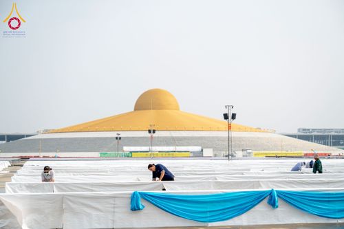 ภาพ No.217710:วันที่ 10-14 เมษายน พ.ศ. 2568 เจ้าหน้าที่อาสาสมัคร เตรียมงานวันคุ้มครองโลก ชุดที่ 2 วัดพระธรรมกาย จ.ปทุมธานี