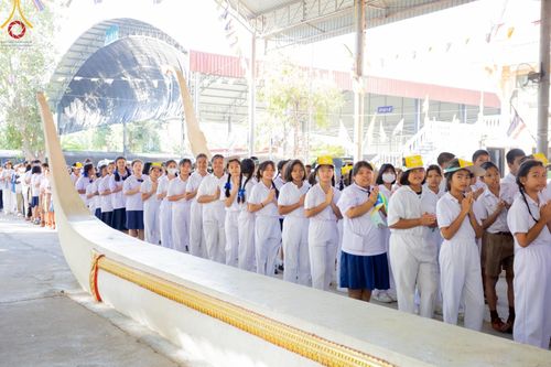 ภาพ No.195029:พิธีทอดผ้าป่าทำนุบำรุงศาสนสถาน ณ วัดไผ่โรงวัว ต.บางตาเถร อ.สองพี่น้อง จ.สุพรรณบุรี ในโครงการธรรมยาตรา กตัญญูบูชา มหาปูชนียาจารย์ พระมงคลเทพมุนี(สด จนฺทสโร) พระผู้ปราบมาร อนุสรณ์สถาน 7 แห่ง ปีที่ 13 วันที่ 13 มกราคม พ.ศ. 2568