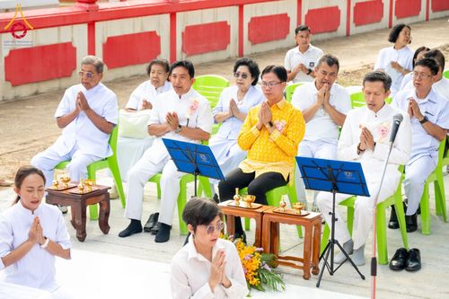 ภาพ No.143984:พิธีถวายสังฆทานแด่คณะสงฆ์ 323 วัด  ปีที่ 20 ครั้งที่  171 พิธีมอบกองทุนหนุนแรงใจช่วยครูใต้  ปีที่ 17 ครั้งที่ 136  และพิธีทำบุญอุทิศส่วนกุศลให้ผู้วายชนม์ในเหตุการณ์ไม่สงบ 4 จังหวัดชายแดนภาคใต้(ปัตตานี ยะลา นราธิวาส สงขลา) วันเสาร์ที่ 13 กรกฎาคม พ.ศ. 2567