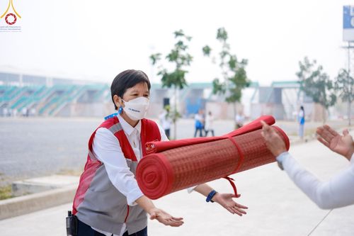 ภาพ No.208055:V.55 สารพัดV สารพัดดี ที่วัดพระธรรมกาย ในโครงการธรรมยาตรา กตัญญูบูชา มหาปูชนียาจารย์ พระมงคลเทพมุนี (สด จนฺทสโร) พระผู้ปราบมาร อนุสรณ์สถาน 7 แห่ง ปีที่ 13 ระหว่างวันที่ 2-31 มกราคม พ.ศ. 2568