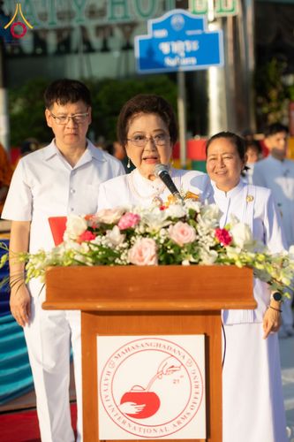 ภาพ No.147839:มหาสังฆทานครั้งยิ่งใหญ่ ตักบาตรพระ 10,000 รูป คณะสงฆ์ 4 ประเทศ 14 จังหวัดภาคใต้ วันอาทิตย์ที่ 11 สิงหาคม พ.ศ. 2567 ณ นิพัทธ์อุทิศ 3 ใจกลางนครหาดใหญ่ จ.สงขลา