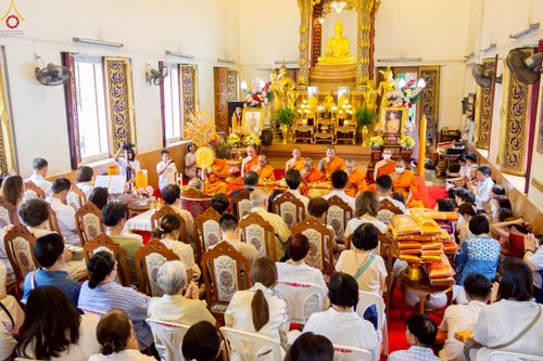 ภาพ No.260438:วันที่ 19 ตุลาคม พ.ศ. 2568 พิธีทอดกฐินสามัคคีทั่วไทย 30,000 วัด โดยคณะศิษยานุศิษย์ บูชาธรรม 81 ปี หลวงพ่อธัมมชโย ณ วัดคณิกาผล ป้อมปราบ กรุงเทพฯ