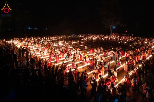 ภาพ No.176147:พิธีทอดกฐินสมทบ โดยมูลนิธิธรรมกาย ในนามหลวงพ่อธัมมชโย ณ วัดสัทธนารามา บานา วิหาร เมืองไดยุน รัฐอรุนาจาลประเทศ ประเทศอินเดีย วันที่ 15 พฤศจิกายน พ.ศ. 2567
