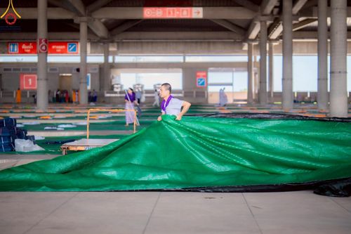 ภาพ No.219047:วันที่ 19-21 เมษายน พ.ศ. 2568 การเตรียมงานในลานธรรม , วิหารคด เพื่องานวันคุ้มครองโลก 22 เมษายน พ.ศ. 2568