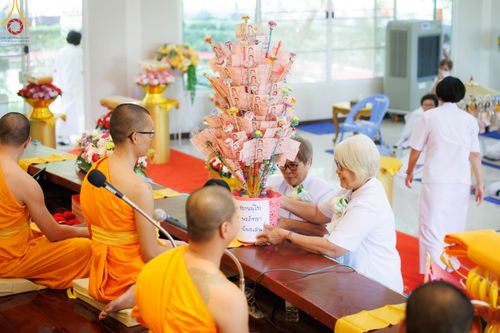 ภาพ No.97690:พิธีทอดกฐินสามัคคี เพื่อทำระบบไฟฟ้าและอุปกรณ์ส่องสว่าง ณ ธุดงคสถานบ้านหมี่ จ.ลพบุรี วันที่ 19 พฤศจิกายน พ.ศ. 2566