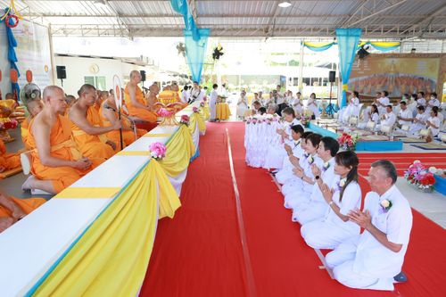 ภาพ No.91890:พิธีทอดกฐินสามัคคีทั่วไทย สร้างกำแพงแก้ว ดูแลสามเณรน้อยเตรียมบาลีนาคหลวงประโยค 9 ณ ศูนย์เบญจธรรม เขตดอนเมือง จ.กรุงเทพมหานคร วันศุกร์ที่ 3 พฤศจิกายน พ.ศ.2566