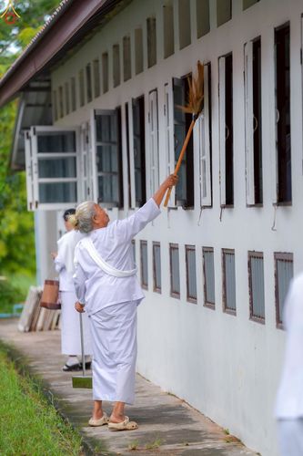 ภาพ No.247837:วันที่ 19-21 กันยายน พ.ศ. 2568 โครงการอบรมอุบาสิกาแก้ว รุ่นที่ 2 ณ ศูนย์ปฏิบัติธรรมจังหวัดบุรีรัมย์