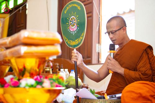 ภาพ No.170971:พิธีทอดกฐิน ณ วัดป่าลาน จ.ลำพูน ในโครงการกฐินสามัคคีทั่วไทย 30,000 วัด บูชาธรรม 80 ปี หลวงพ่อธัมมชโย โดยคณะศิษยานุศิษย์วัดพระธรรมกาย วันที่ 20 ตุลาคม พ.ศ. 2567