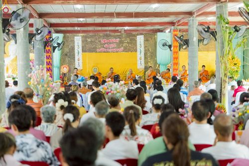 ภาพ No.268973:วันที่ 25 ตุลาคม พ.ศ. 2568 พิธีทอดกฐินสามัคคีทั่วไทย ณ วัดท่าโป๊ะ จ.กาญจนบุรี โดยคณะศิษยานุศิษย์ บูชาธรรม 81 ปี หลวงพ่อธัมมชโย