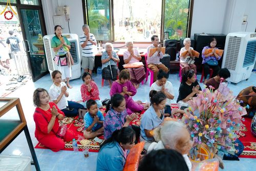 ภาพ No.169461:พิธีทอดกฐิน ณ วัดถ้ำเจริญธรรม จ.กาญจนบุรี ในโครงการกฐินสามัคคีทั่วไทย 30,000 วัด บูชาธรรม 80 ปี หลวงพ่อธัมมชโย โดยคณะศิษยานุศิษย์วัดพระธรรมกาย วันที่ 20 ตุลาคม พ.ศ. 2567