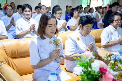 ภาพ No.275493:วันที่ 5 พฤศจิกายน พ.ศ. 2568 พิธีทอดกฐินสามัคคีทั่วไทย ณ วัดเขาแก้ว อ.โพธิ์ทอง จ.อ่างทอง โดยคณะศิษยานุศิษย์ บูชาธรรม 81 ปี หลวงพ่อธัมมชโย