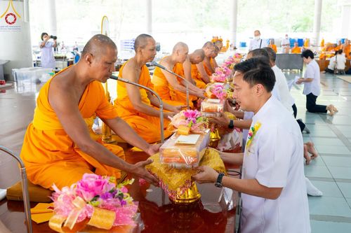 ภาพ No.212626:วันพฤหัสบดีที่ 20 มีนาคม พ.ศ. 2568 พิธีเจริญพระพุทธมนต์ เนื่องในอายุวัฒนมงคลครบ 74 ปี พระภาวนาธรรมวิเทศ วิ. (ภูเบศ ฌานาภิญโญ) ณ หอฉันคุณยายฯ วัดพระธรรมกาย