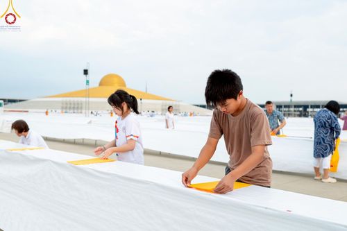 ภาพ No.218355:วันที่ 14-15 เมษายน พ.ศ. 2568 การเตรียมงานเครื่องเสียง , การเตรียมงานติดผ้ารับประเคน , การเตรียมงานเครื่องนอนพระสังฆาธิการ , การเตรียมงานจุดนั่งสาธุชน , การเตรียมงานถุงน้ำถ่วงน้ำหนักโต๊ะ , การเตรียมงานภาชนะฉันภัตตาหาร เพื่องานวันคุ้มครองโลก 22 เมษายน พ.ศ