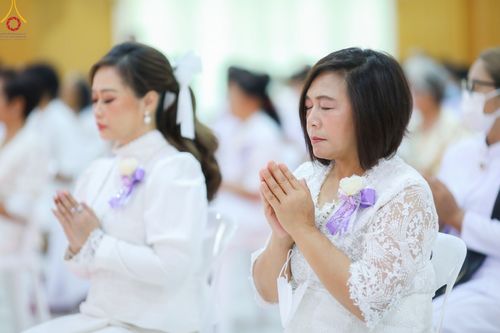 ภาพ No.89730:พิธีวางแผ่นจารึกชื่อ เพื่อนำไปประดิษฐานไว้ในฐานองค์พระประธาน เนื่องในโอกาสครบรอบ 10 ปี ศูนย์ปฏิบัติธรรมนครราชสีมา วันอาทิตย์ที่ 24 กันยายน พ.ศ. 2566