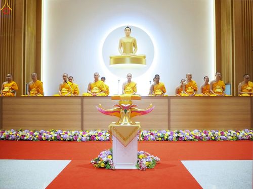 ภาพ No.268922:วันที่ 19 ตุลาคม พ.ศ. 2568 พิธีทอดกฐินสามัคคีทั่วไทย ณ ศูนย์ปฏิบัติธรรมอุทัยแสง ตำบลเกาะเทโพ อำเภอเมือง จังหวัดอุทัยธานี โดยคณะศิษยานุศิษย์ บูชาธรรม 81 ปี หลวงพ่อธัมมชโย