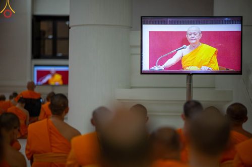 ภาพ No.92429:พิธีกรานกฐิน วันอาทิตย์ที่ 5 พฤศจิกายน พ.ศ. 2566 (แรม 7 ค่ำ เดือน 11) ณ อุโบสถ วัดพระธรรมกาย