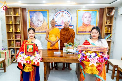 ภาพ No.176087:พิธีทอดผ้าป่าสมทบกฐิน ณ วัดพุทธคยา บานา วิหาร เมืองคยา รัฐพิหาร ประเทศอินเดีย โดยมูลนิธิธรรมกาย ในนามหลวงพ่อธัมมชโย  วันที่ 12 พฤศจิกายน พ.ศ. 2567