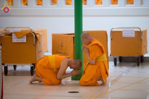 ภาพ No.233118:วันที่ 11 กรกฏาคม พ.ศ. 2568 พิธีอธิษฐานพรรษา ของคณะสงฆ์ ณ โบสถ์พระไตรปิฎก วัดพระธรรมกาย ต.คลองสาม อ.คลองหลวง จ.ปทุมธานี