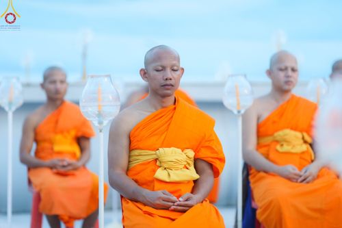 ภาพ No.91630:พิธีทอดผ้าป่า สร้างลานเอนกประสงค์พญานาค 4 ตระกูล จุดประทีปโคมลาน ถวายเป็นพุทธบูชา  สร้างความสว่างไสวให้กับแผ่นดินด้วยแสงธรรม วันอาทิตย์ที่ 29 ตุลาคม พ.ศ. 2566 ณ พุทธอุทยานนานาชาติ จังหวัดหนองคาย