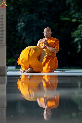 ภาพ No.162311:วันมหาปวารณาออกพรรษา วันพฤหัสบดีที่ 17 ตุลาคม พ.ศ. 2567 (ขึ้น 15 ค่ำ เดือน 11 ) ณ อุโบสถ วัดพระธรรมกาย