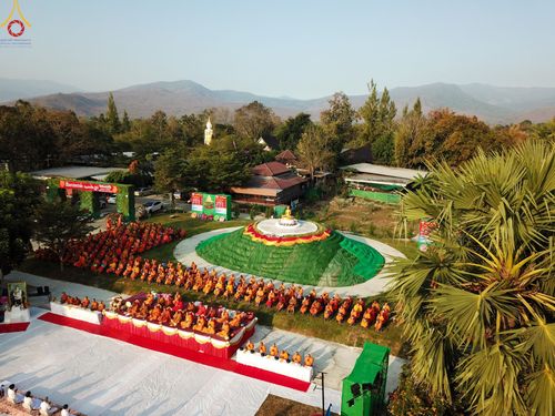 ภาพ No.123664:พิธีตักบาตรพระ ๑,๐๐๐ รูป ทำบุญครบรอบวัดห้วยตองสัก ๓๖ ปี วันเสาร์ที่ ๑๐ กุมภาพันธ์ พ.ศ. ๒๕๖๗ ณ วัดห้วยตองสัก อ.จอมทอง จ.เชียงใหม่