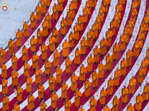 ภาพ No.118157:พิธีจุดประทีปถวายเป็นพุทธบูชา และบูชาธรรมมหาปูชนียาจารย์ พระมงคลเทพมุนี(สด จนฺทสโร) วันที่ 24 มกราคม พ.ศ. 2567 ณ อนุสรณ์สถานบางปลา อ.บางเลน จ.นครปฐม