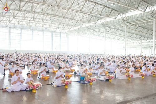 ภาพ No.91128:พิธีร่วมบุญกฐินสัมฤทธิ์ปีที่ 16 และกฐินสมทบวัดกัลยาณมิตรทั้งภายใน และต่างประเทศปีที่ 6 ณ บ้านแก้วเรือนทองคุณยายฯ วัดพระธรรมกาย วันเสาร์ที่ 21 ตุลาคม พ.ศ. 2566