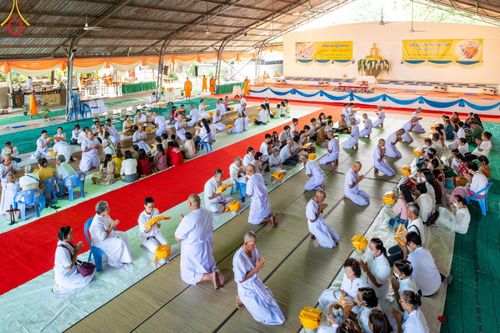 พิธีบรรพชาธรรมทายาท ในโครงการอุปสมบทบูชาธรรม มหาปูชนียาจารย์ พ.ศ. 2566 ณ วัดท่าสุวรรณ จ.ราชบุรี วันที่ 6 ธันวาคม พ.ศ. 2566