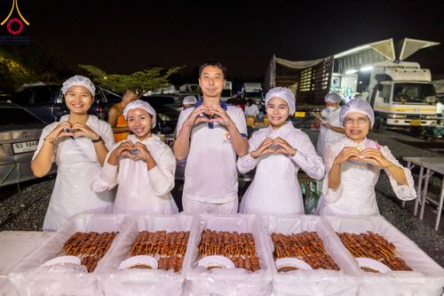 ภาพ No.113602:พิธีถวายภัตตาหารเป็นสังฆทาน แด่คณะพระธรรมยาตรา ปีที่ 12 วันที่ 17 มกราคม พ.ศ. 2567 ณ วัดโบสถ์(บน) บางคูเวียง จ.นนทบุรี