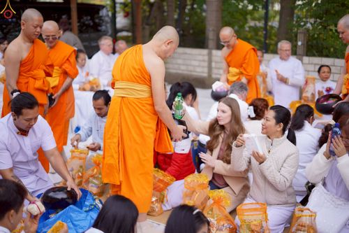 ภาพ No.261963:วันที่ 19 ตุลาคม พ.ศ. 2568 พิธีทอดกฐินวัดพุทธนอร์ดไรน์ เวสท์ฟาเล่น  ประเทศเยอรมัน 