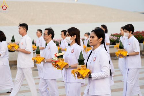 ภาพ No.133691:พิธีเวียนประทักษิณและพิธีวันทาเจดีย์ โครงการบรรพชาสามเณร ฟื้นฟูพระพุทธศาสนาทั่วไทย ณ วัดพระธรรมกาย วันเสาร์ที่ 6 เมษายน พ.ศ. 2567