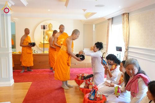 ภาพ No.170658:พิธีทอดกฐินสามัคคี ณ วัดพระธรรมกายเอกเกอร์ซุน ประเทศนอร์เวย์ วันอาทิตย์ที่ 27 ตุลาคม พ.ศ. 2567